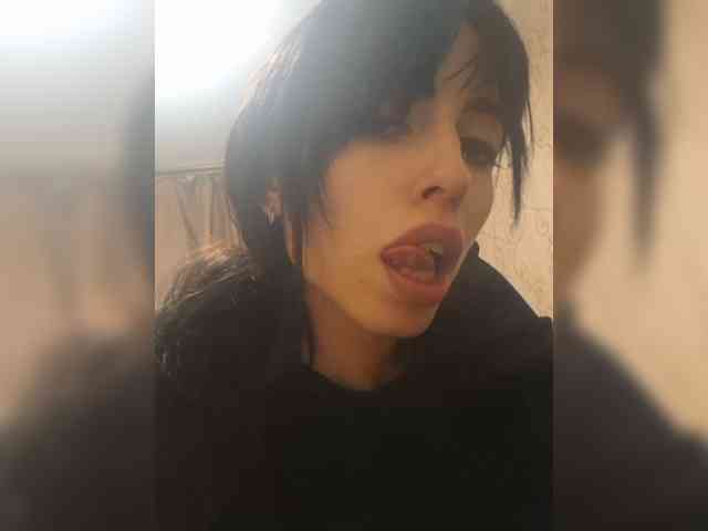 Violet-gold Live Webcam on BongaCams