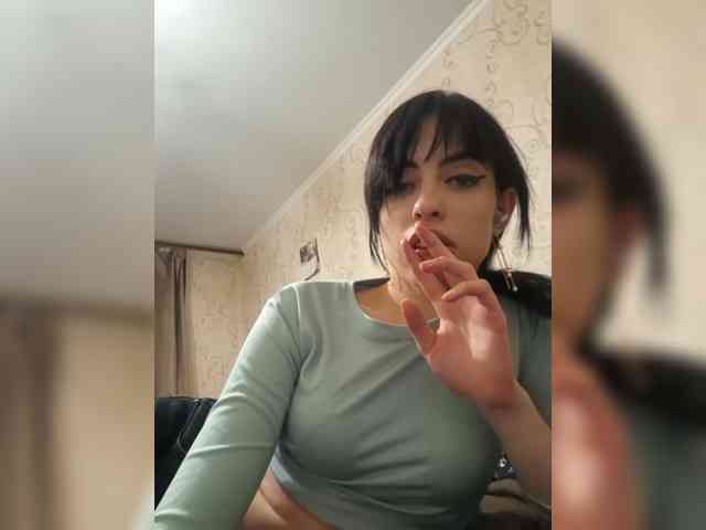 Violet-gold Live Webcam on BongaCams