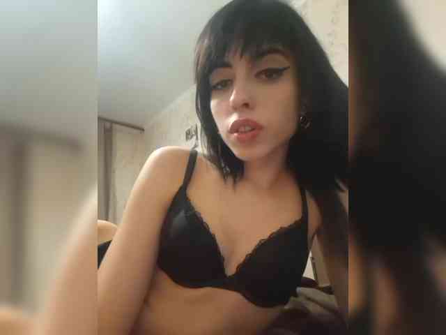 Violet-gold Live Webcam on BongaCams