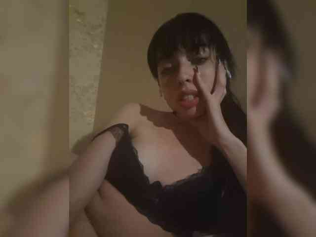 Violet-gold Live Webcam on BongaCams