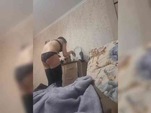 Violet-gold Live Webcam on BongaCams