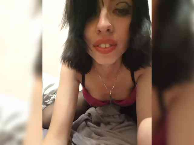 Violet-gold Live Webcam on BongaCams
