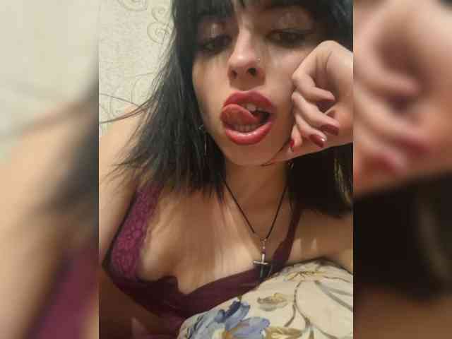 Violet-gold Live Webcam on BongaCams