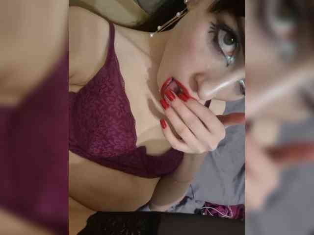 Violet-gold Live Webcam on BongaCams