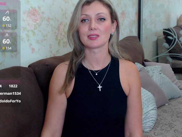 Ninochka live cam on BongaCams