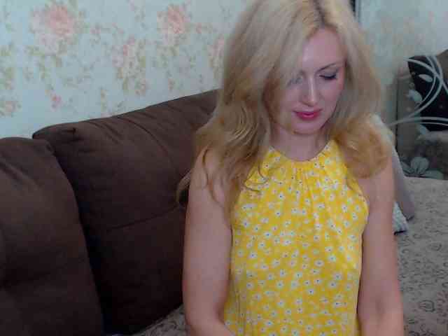 Ninochka Live Webcam on BongaCams