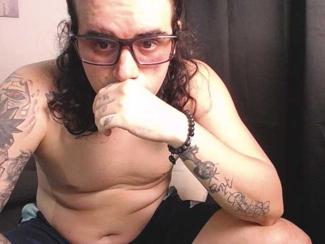 insomnio21a live cam on BongaCams