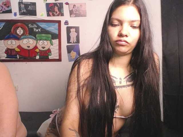 insomnio21a live cam on BongaCams