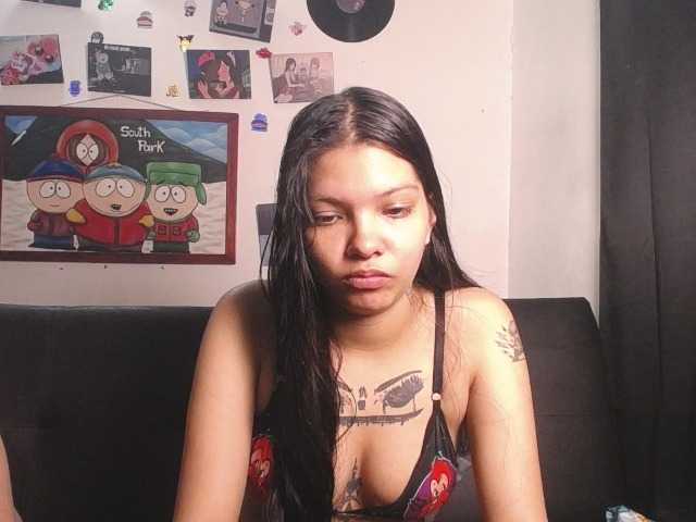 insomnio21a live cam on BongaCams