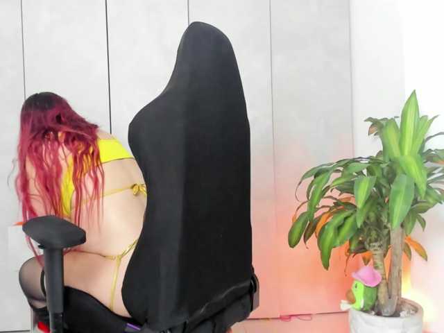 nathashamoon live cam on BongaCams