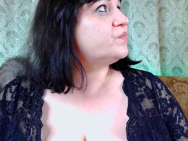 Stasja1_1's cam show statistics and live stream