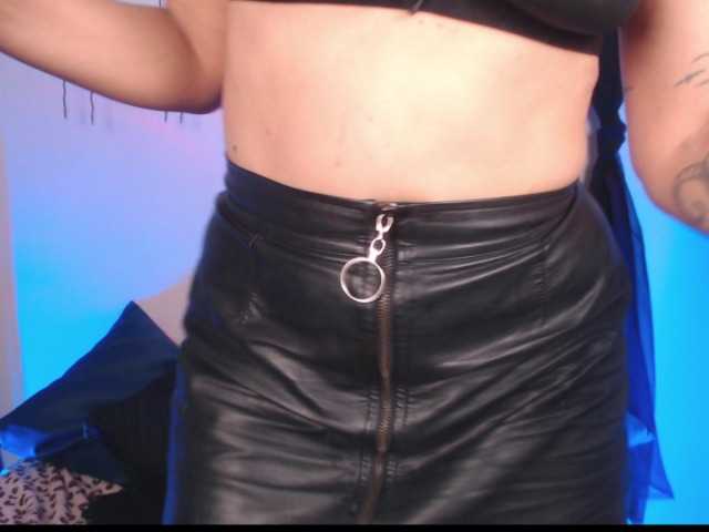 AgathaTenebri live cam on BongaCams