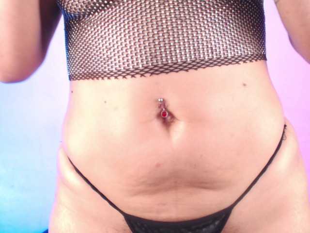 AgathaTenebri live cam on BongaCams