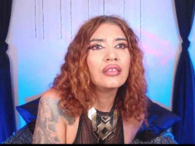 AgathaTenebri webcam