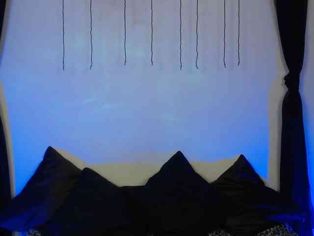 AgathaTenebri webcam