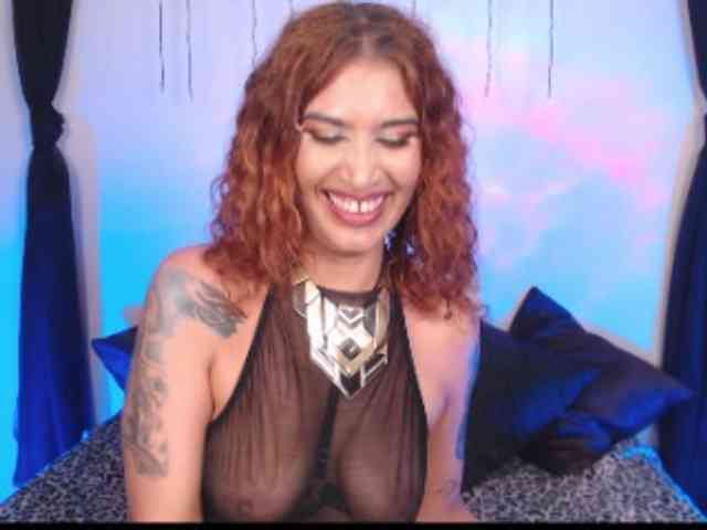 AgathaTenebri webcam