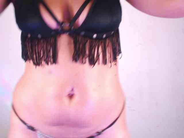 AgathaTenebri webcam