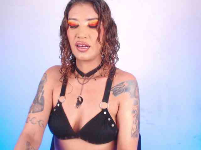 AgathaTenebri Live Webcam on BongaCams