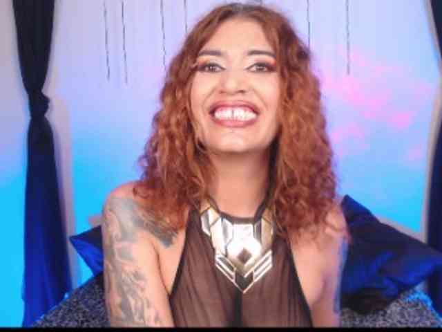 AgathaTenebri webcam