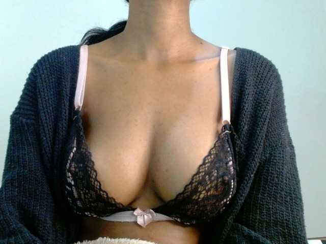 IndiaSelvagem live cam on BongaCams