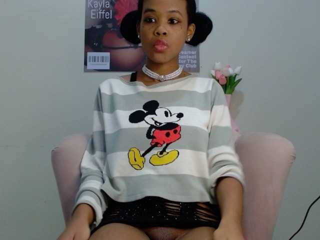 IndiaSelvagem live cam on BongaCams