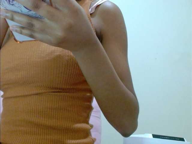 IndiaSelvagem live cam on BongaCams