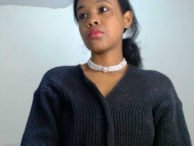 IndiaSelvagem live cam on BongaCams