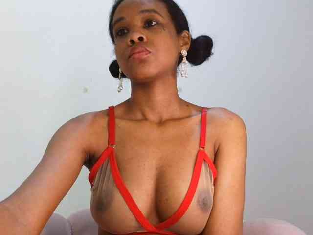 Modelo: kaylaondine