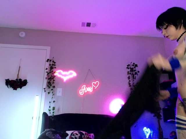 Iveyandjames live cam on BongaCams