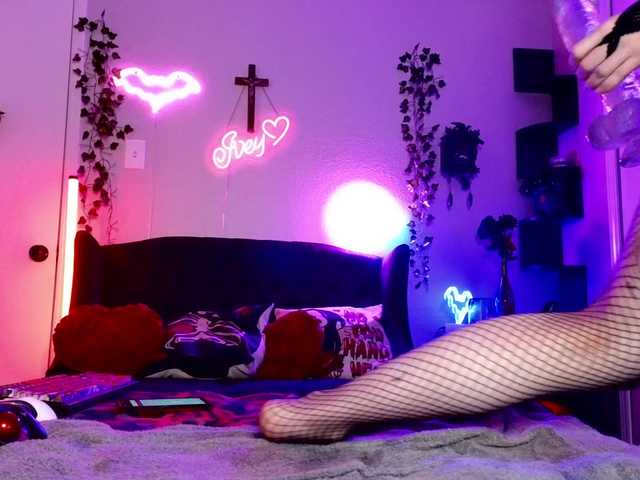 Ivey_strigoi