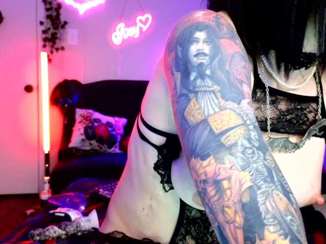Ivey_strigoi