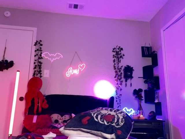 Ivey_strigoi