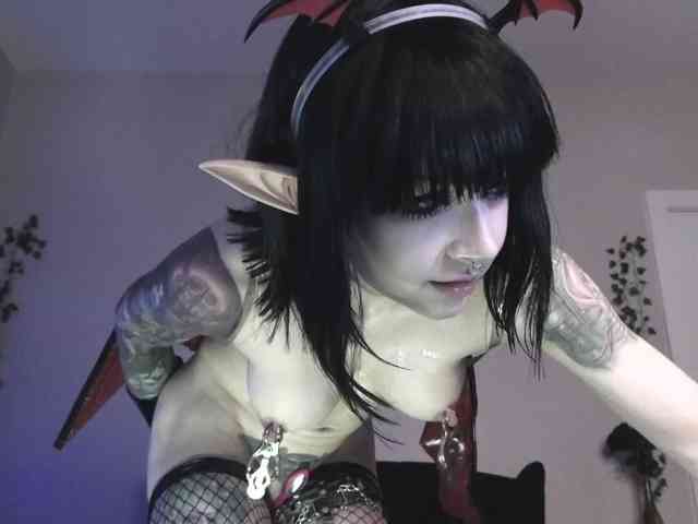 Ivey_strigoi webcam