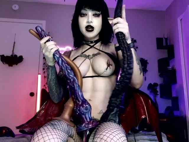 Ivey_strigoi webcam