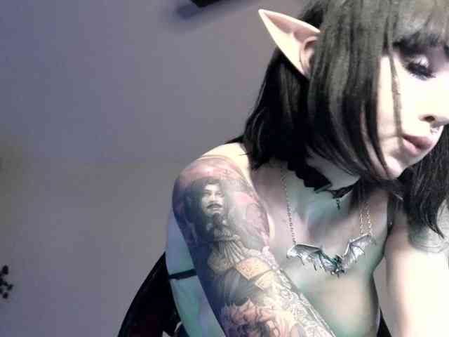 Ivey_strigoi