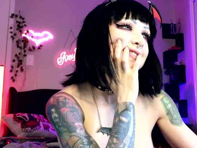 Ivey_strigoi webcam
