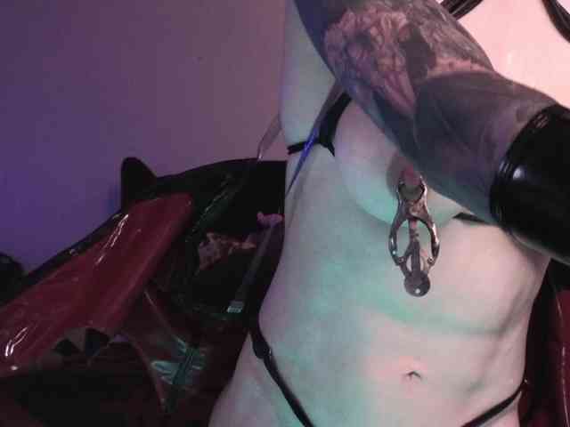 Ivey_strigoi webcam