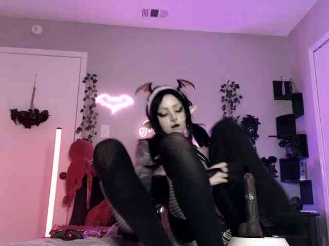 Ivey_strigoi webcam