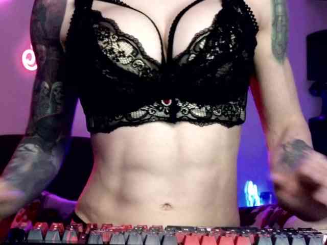Ivey_strigoi webcam