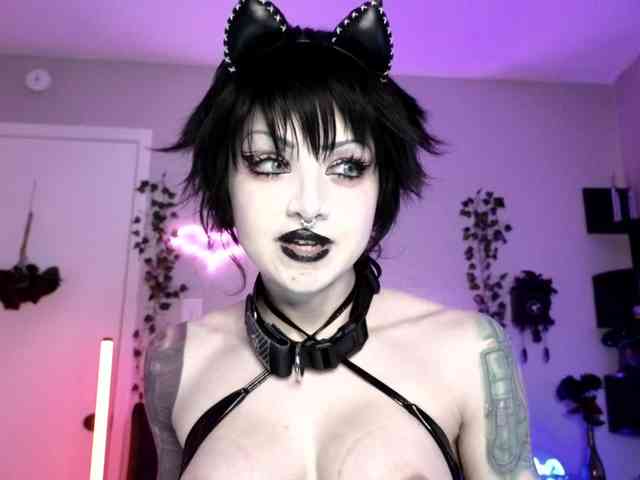 Ivey_strigoi webcam
