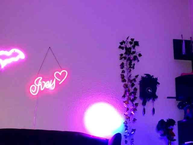 Ivey_strigoi