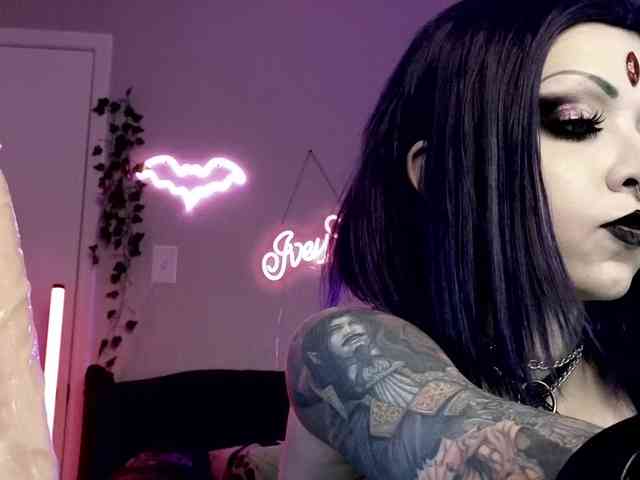 Ivey_strigoi webcam