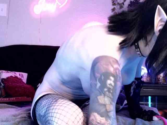 Ivey_strigoi