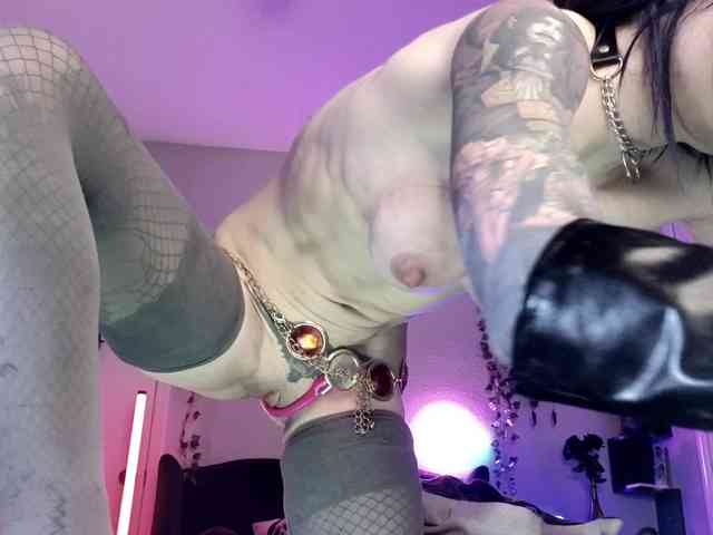 Ivey_strigoi webcam