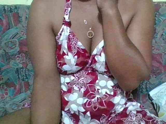 LadyDesire webcam