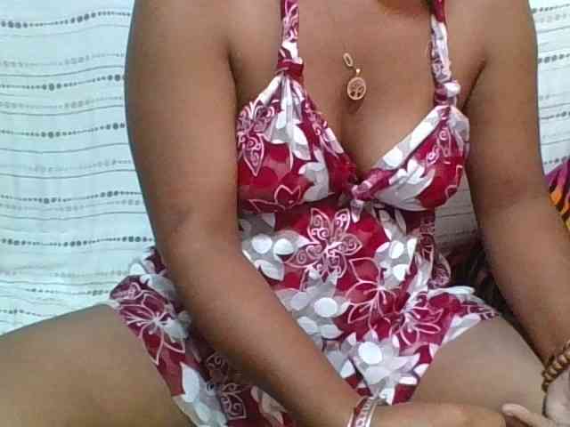 LadyDesire webcam