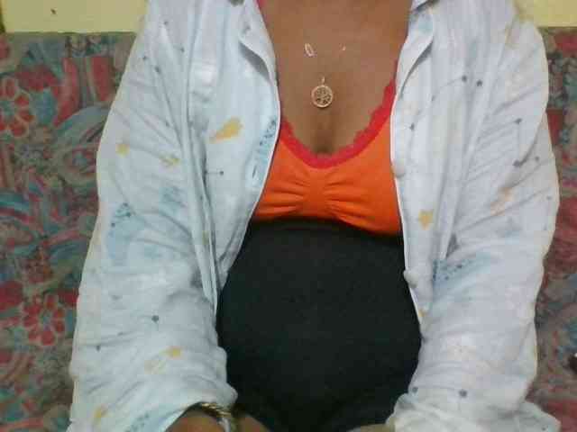 LadyDesire webcam