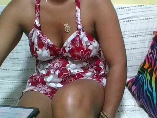 LadyDesire webcam