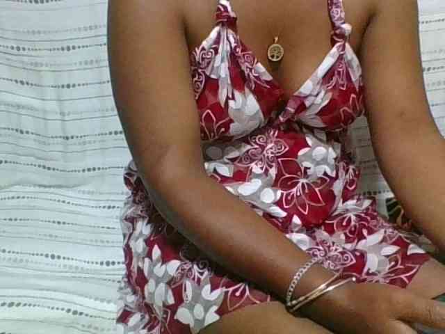 LadyDesire webcam