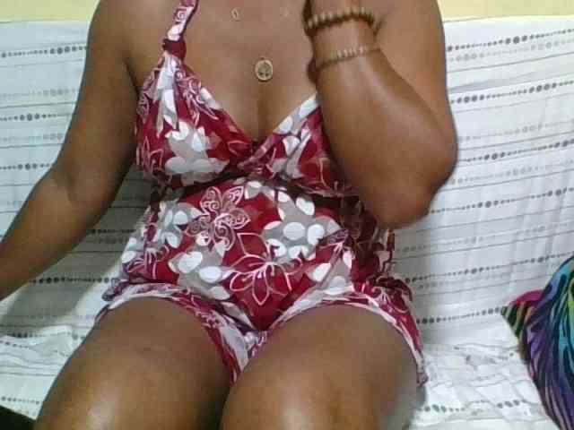 LadyDesire webcam